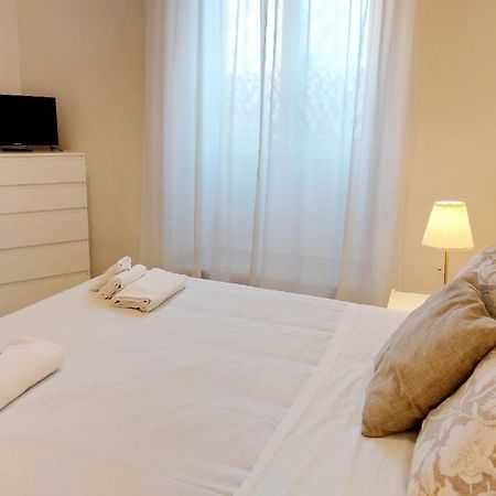 Bbhome Stylish Gold Apartment Near Trastevere Station Roma Exterior foto